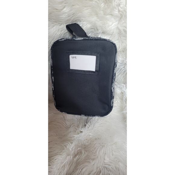 Accessory Innovations Camo Distress Lunch Bag - Picture 4 of 4